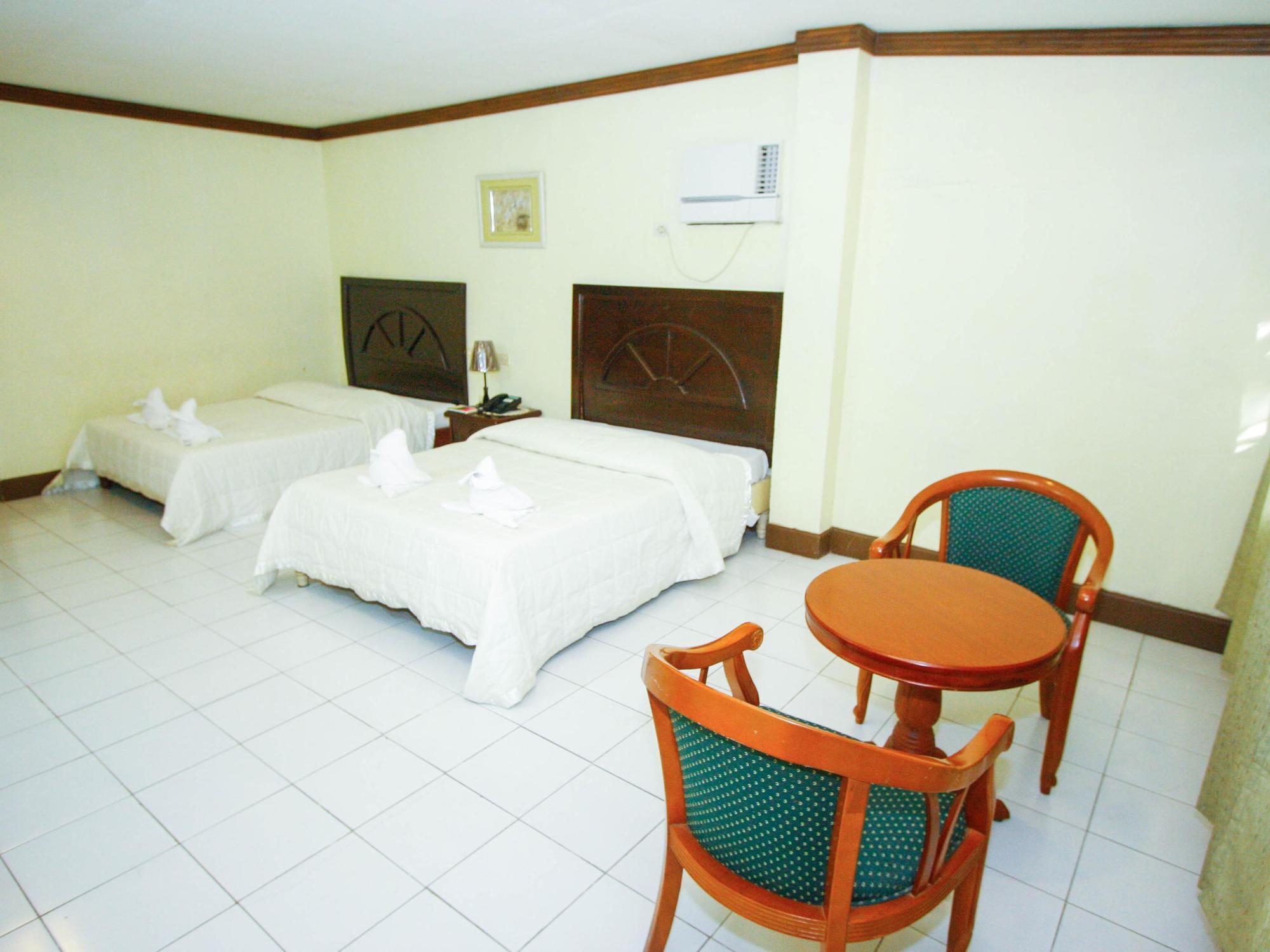 Bohol La Roca Hotel Totolan Exterior foto