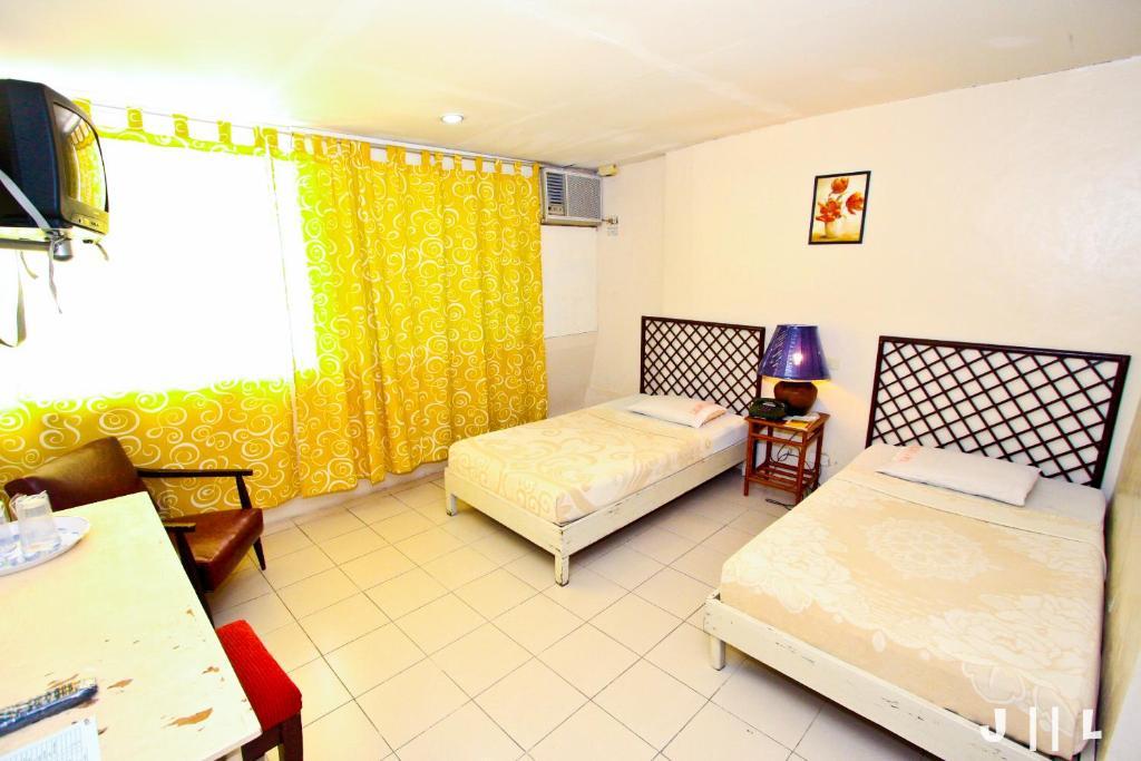 Bohol La Roca Hotel Totolan Habitación foto