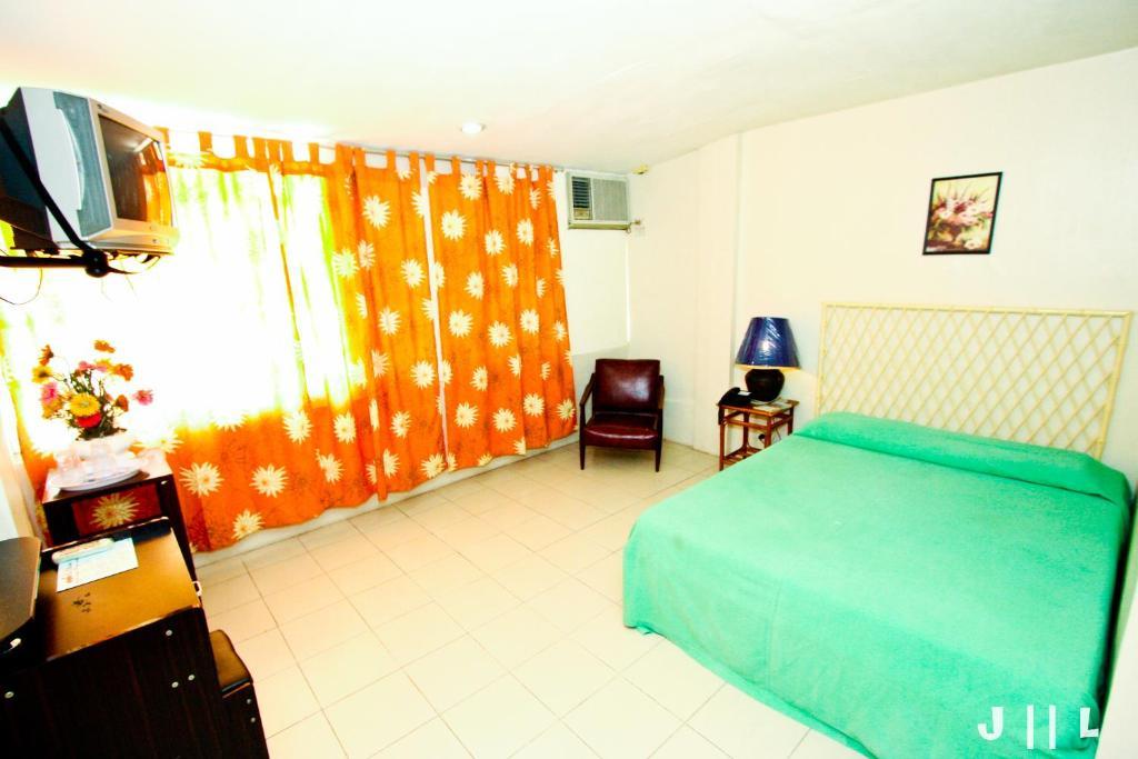 Bohol La Roca Hotel Totolan Habitación foto
