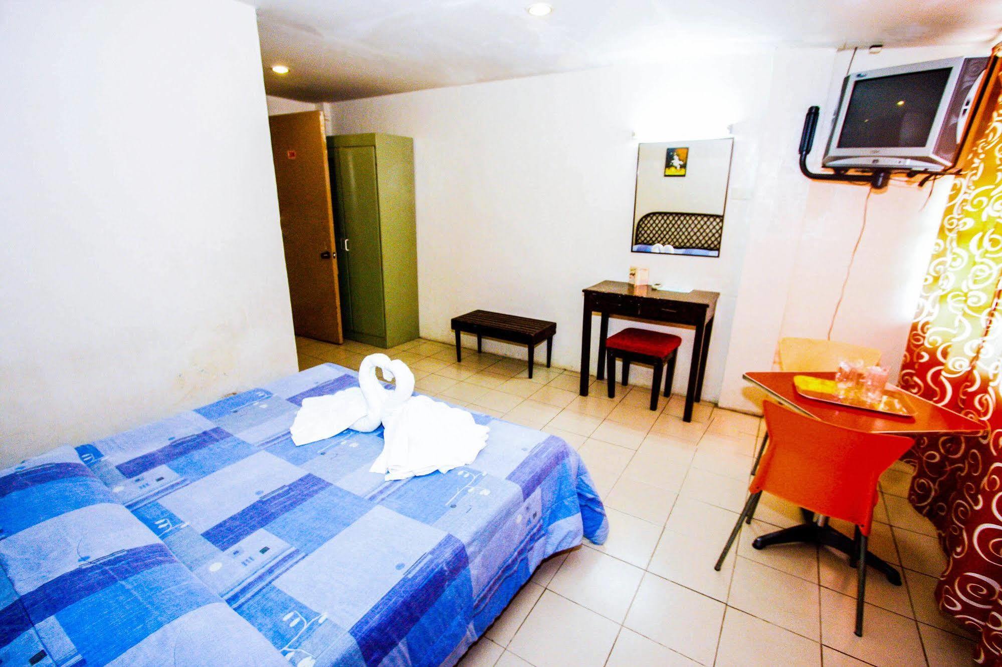 Bohol La Roca Hotel Totolan Exterior foto